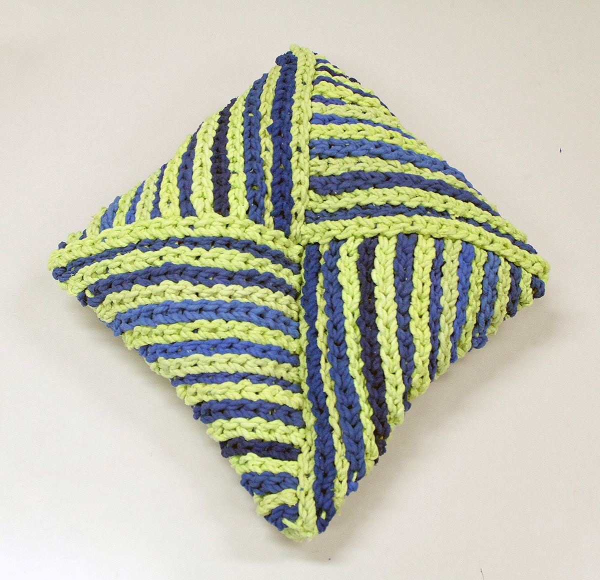 orsos_gyorgyne_ani_3s